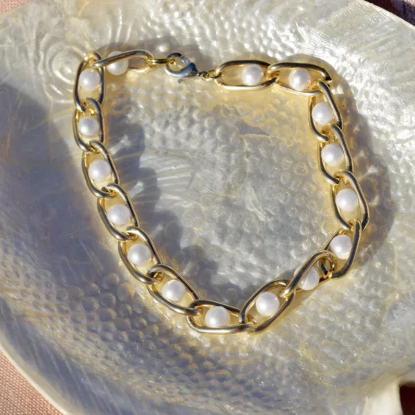 Pearl Chain Bracelet, handmade by Busy Beech from recycled and second-hand materials