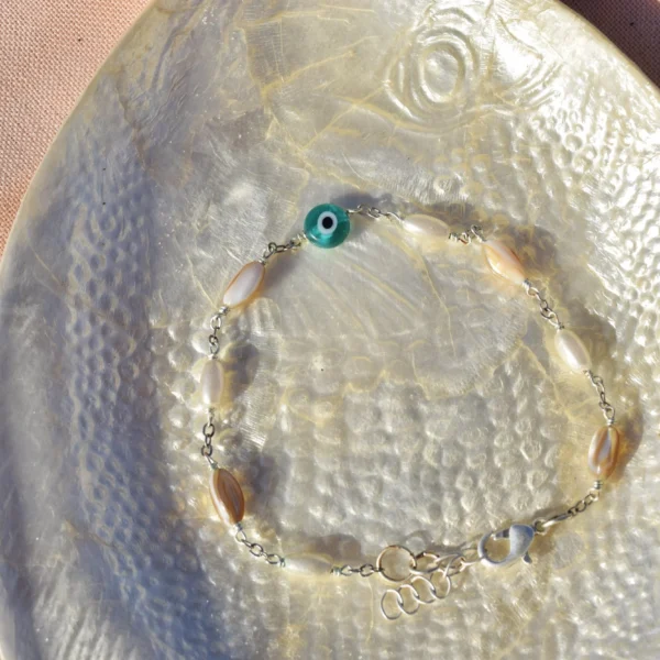 Fish Eye Bracelet, handmade by Busy Beech from recycled and second-hand materials